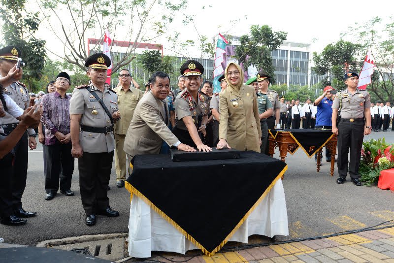 Bareng Airin, Kapolda Metro Jaya Resmikan Polres Tangsel