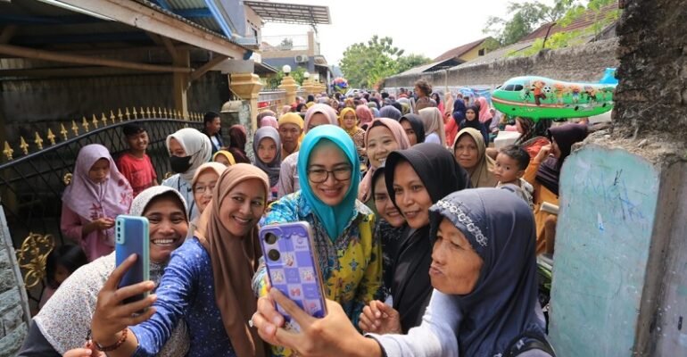 Ajak Warga Dukung Pemerintahan Prabowo-Gibran, Airin Rachmi Diany Aspirasikan Pemekaran Daerah di Lebak