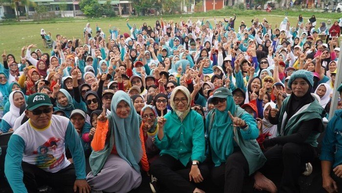 Tekan Stunting, Airin Rachmi Diany-Ade Sumardi Siapkan Program Posyandu Ceria hingga Asupan Gizi Gratis